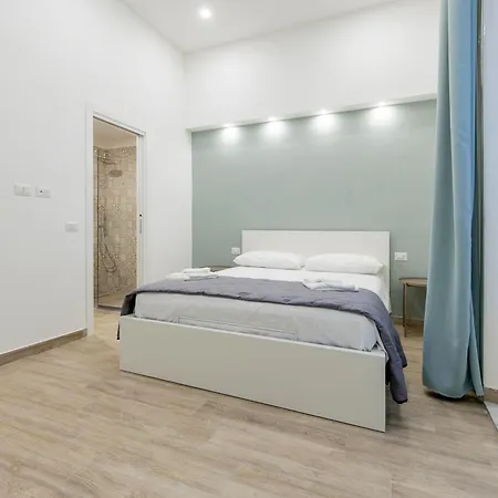 Casa Pontecorvo 05 Napoli