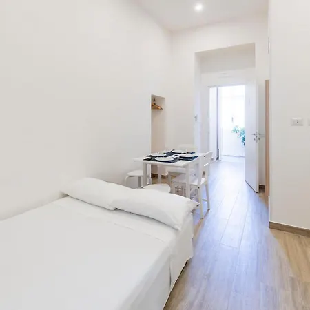 Casa Pontecorvo 05 나폴리